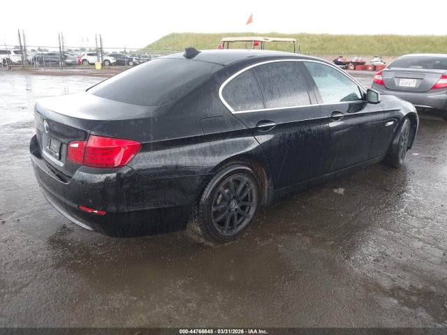 2012 BMW 528I WBAXG5C53CDX05349 Photo 3