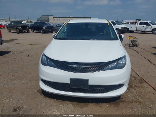 2021 Chrysler Voyager L მანქანა იყიდება აუქციონზე, vin: 2C4RC1AG7MR566569, აუქციონის ნომერი: 44766666