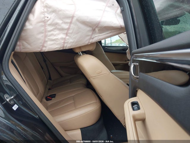 Porsche MACAN S 2019 WP1AB2A55KLB34569 Image 8