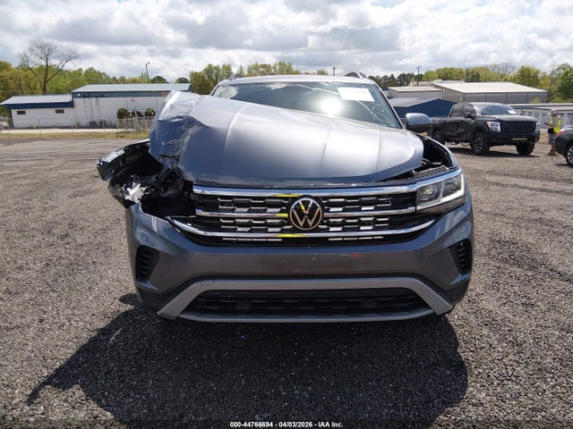44766694 :رقم المزاد ، 1V2JP2CA2NC565810 vin ، 2022 Volkswagen Atlas 2.0t Se W/technology مزاد بيع