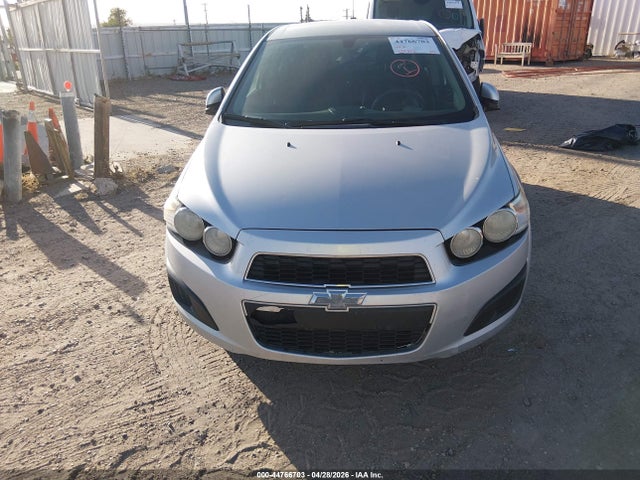 1G1JC5SH8F4213302 Chevrolet Sonic Lt Auto
