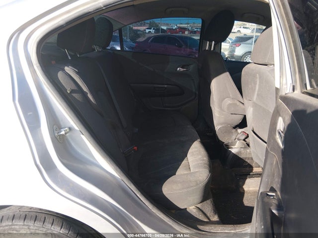 1G1JC5SH8F4213302 Chevrolet Sonic Lt Auto