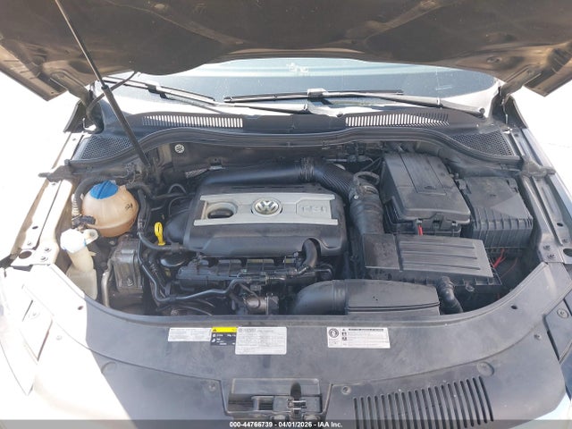 44766739 :رقم المزاد ، WVWBP7AN0FE830027 vin ، 2015 Volkswagen Cc 2.0t R-line مزاد بيع