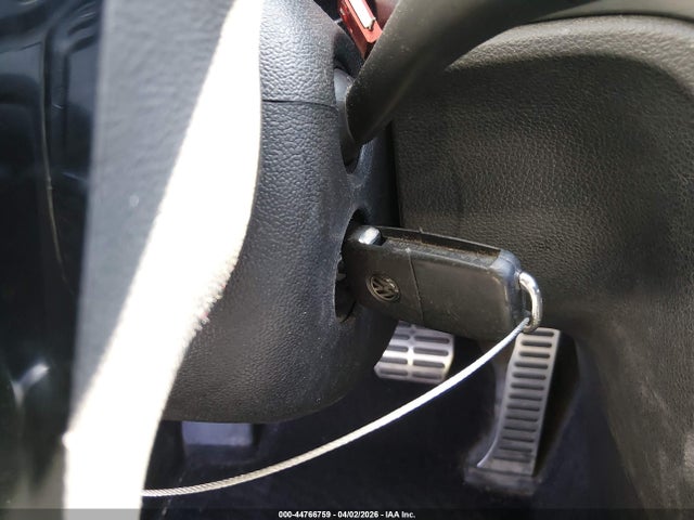 44766759 :رقم المزاد ، 1VWAA7A33JC001045 vin ، 2018 Volkswagen Passat مزاد بيع