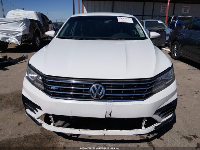 44766759 :رقم المزاد ، 1VWAA7A33JC001045 vin ، 2018 Volkswagen Passat مزاد بيع