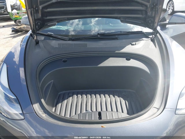 Продажа на аукционе авто 2023 Tesla Model 3 Rear-wheel Drive, vin: 5YJ3E1EA4PF648698, номер лота: 44766801