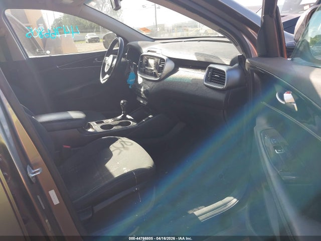 2016 Kia Sorento 2.4l Lx მანქანა იყიდება აუქციონზე, vin: 5XYPG4A35GG138938, აუქციონის ნომერი: 44766805