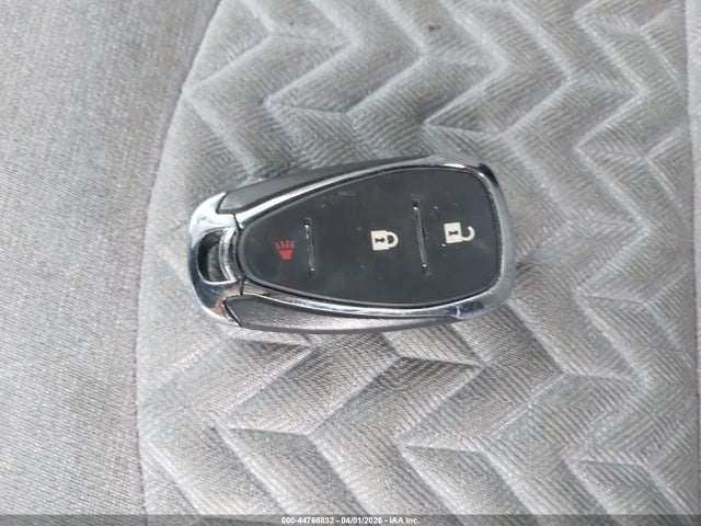 44766832 :رقم المزاد ، 3GNAXKEV0NL165239 vin ، 2022 Chevrolet Equinox Fwd Lt مزاد بيع