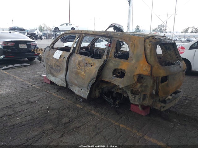 W1N4M4GB3LW030902 Mercedes-Benz GLB 250