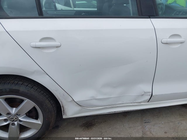 Продажа на аукционе авто 2011 Volkswagen Jetta 2.0l Tdi, vin: 3VWLL7AJ0BM036997, номер лота: 44766840