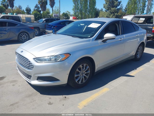 Ford FUSION S 2015 3FA6P0G71FR105959 Image 2