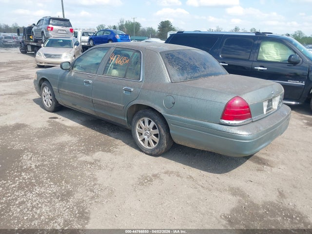 2006 FORD CROWN VICTORIA 2FAFP74V86X126286 Photo 2