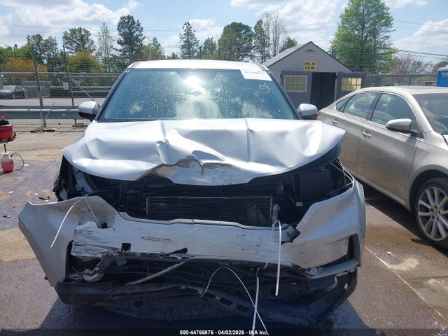 2023 Kia Carnival Mpv Lx Seat Package მანქანა იყიდება აუქციონზე, vin: KNDNB4H3XP6221912, აუქციონის ნომერი: 44766876