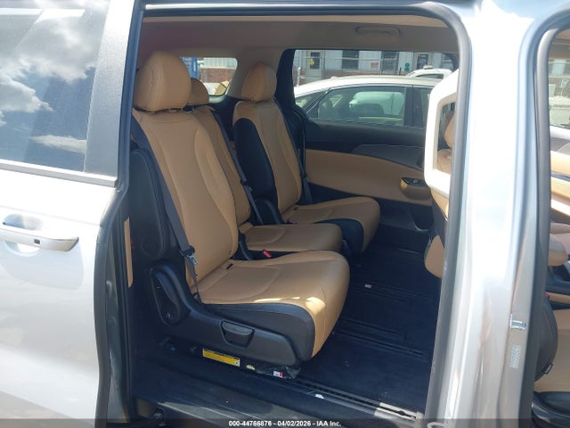 2023 Kia Carnival Mpv Lx Seat Package მანქანა იყიდება აუქციონზე, vin: KNDNB4H3XP6221912, აუქციონის ნომერი: 44766876