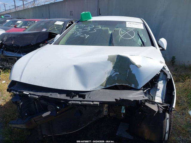 Hyundai SONATA SE 2015 5NPE24AF4FH155561 Image 13