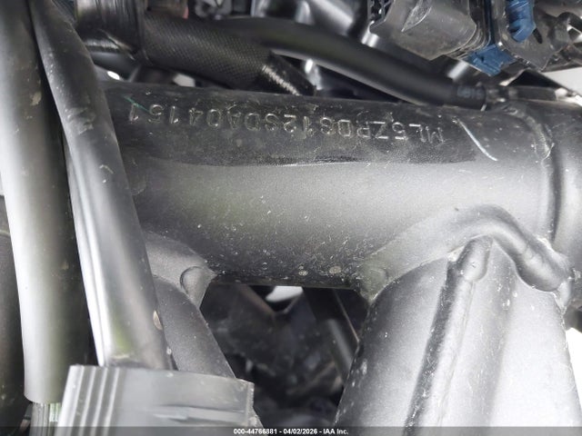 Kawasaki Zr900 S 2025 ML5ZRDS12SDA04151 Image 10