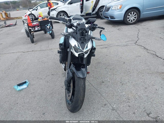Kawasaki Zr900 S 2025 ML5ZRDS12SDA04151 Image 5