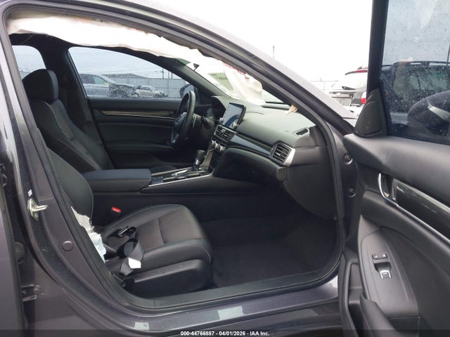 1HGCV1F39KA041070 Honda Accord Sport