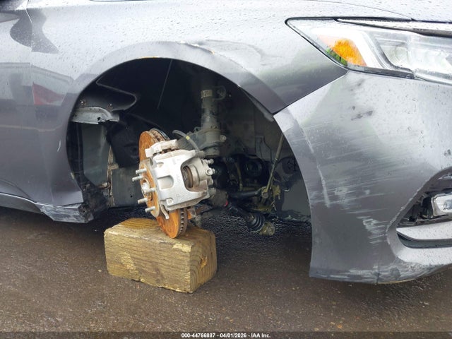 1HGCV1F39KA041070 Honda Accord Sport