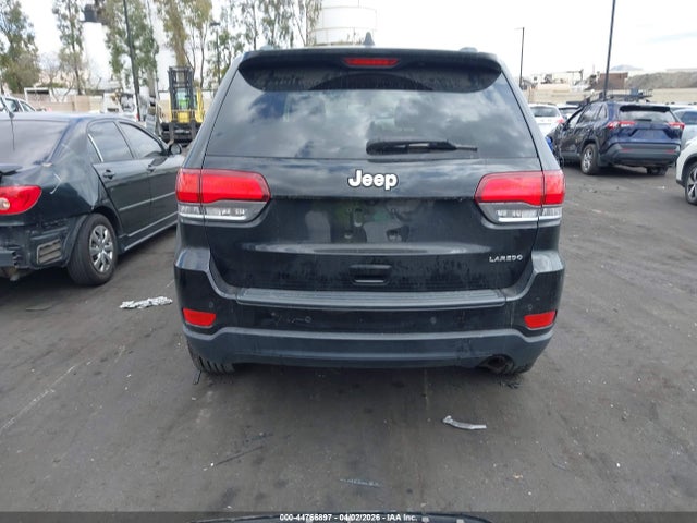1C4RJEAG1LC141059 Jeep Grand Cherokee Laredo E 4x2