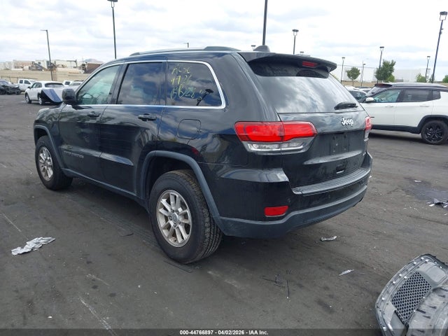 1C4RJEAG1LC141059 Jeep Grand Cherokee Laredo E 4x2
