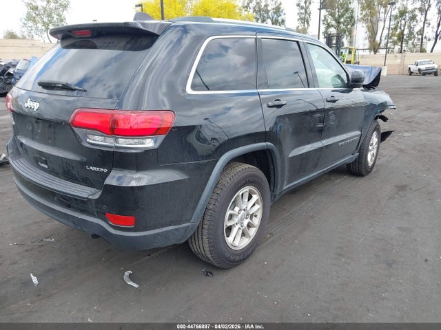 1C4RJEAG1LC141059 Jeep Grand Cherokee Laredo E 4x2