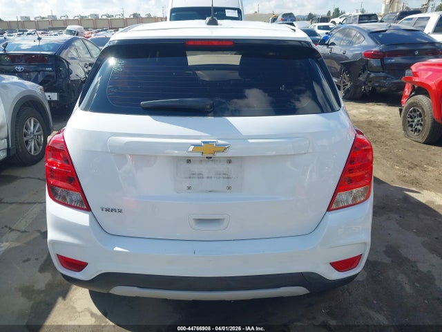 Chevrolet TRAX LS 2019 3GNCJKSB9KL118579 Image 16