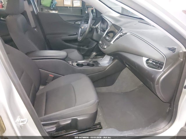 1G1ZC5ST9LF133207 Chevrolet Malibu Fwd 1fl