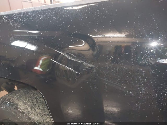 1GCVKREC7HZ407229 Chevrolet Silverado 1500 2lt