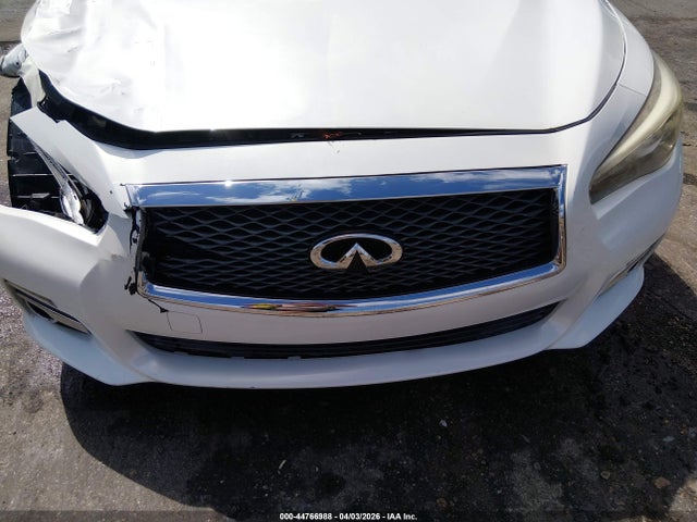 2014 Infiniti Q50 Premium მანქანა იყიდება აუქციონზე, vin: JN1BV7APXEM674027, აუქციონის ნომერი: 44766988