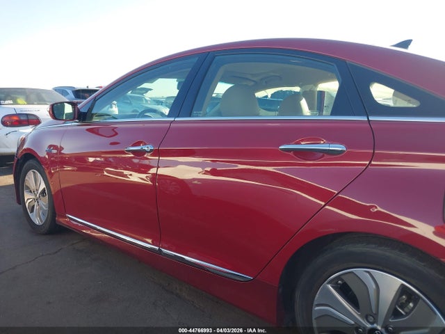Hyundai Sonata Hybrid Limited 2014 KMHEC4A40EA113059 Image 14