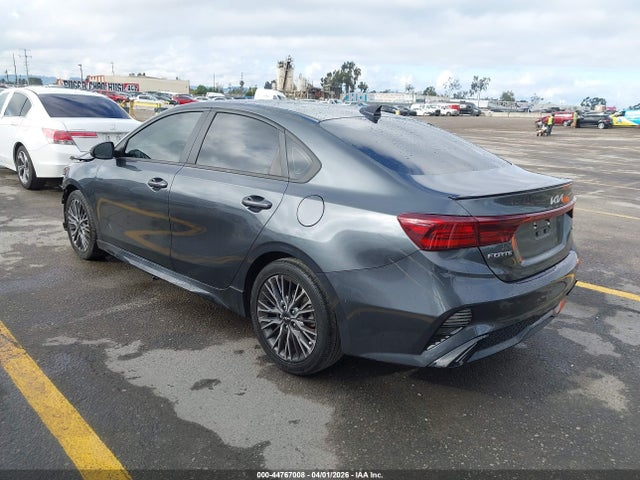 3KPF54AD2NE432642 KIA Forte Gt-line