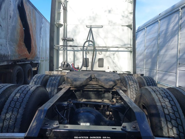 Продаж на аукціоні авто 2018 Kenworth T680, vin: 1XKYDP9X6JJ186305, номер лоту: 44767026