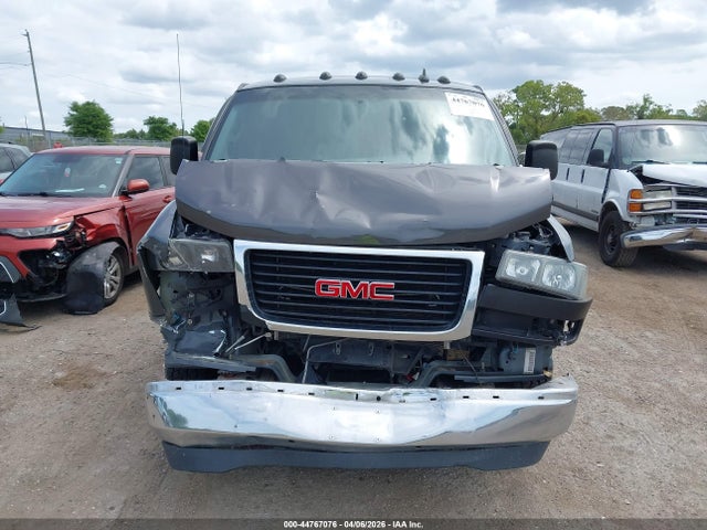 2017 Gmc Savana 3500 Lt მანქანა იყიდება აუქციონზე, vin: 1GJZ7MFG8H1190692, აუქციონის ნომერი: 44767076
