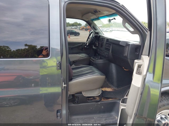 2017 Gmc Savana 3500 Lt მანქანა იყიდება აუქციონზე, vin: 1GJZ7MFG8H1190692, აუქციონის ნომერი: 44767076