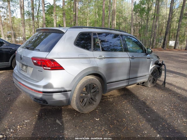 2022 Volkswagen Tiguan 2.0t Se R-line Black მანქანა იყიდება აუქციონზე, vin: 3VV8B7AX6NM011835, აუქციონის ნომერი: 44767099