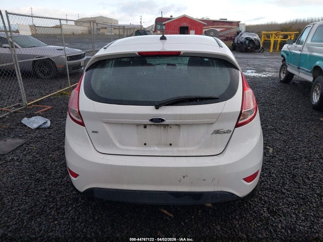 Ford FIESTA SE 2016 3FADP4EJ8GM160050 Image 16