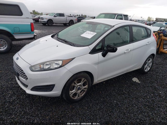 Ford FIESTA SE 2016 3FADP4EJ8GM160050 Image 2
