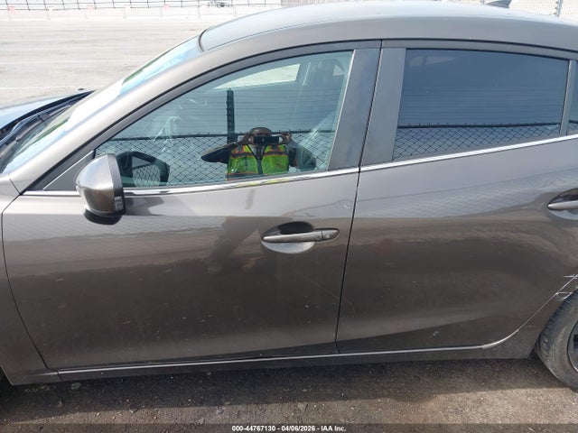 JM1BM1V36E1189213 Mazda Mazda3 S Touring