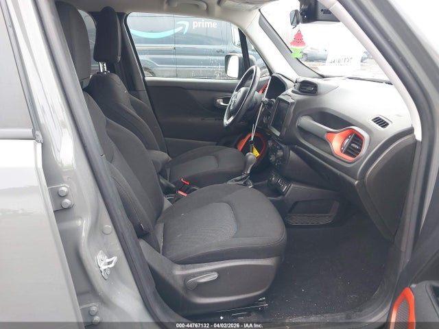 2020 JEEP RENEGADE ZACNJBAB9LPL50494 Photo 4