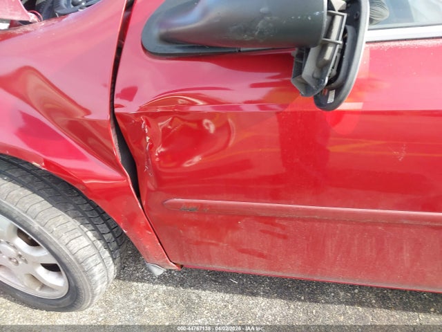 44767138 :رقم المزاد ، 1B3ES56C35D279394 vin ، 2005 Dodge Neon Sxt مزاد بيع