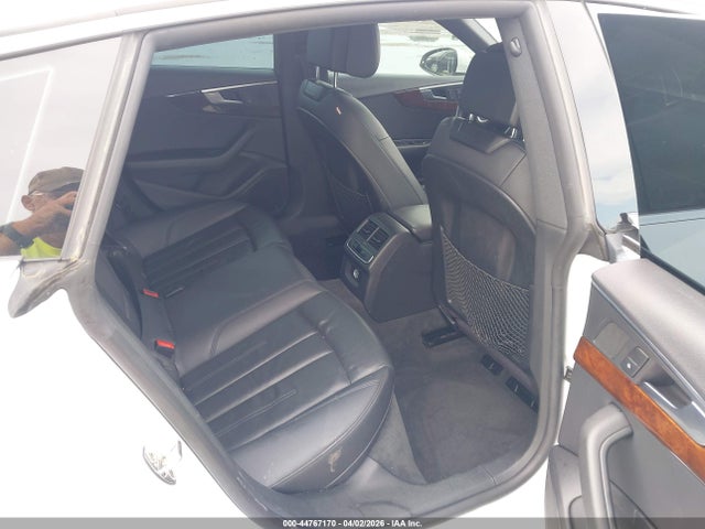 44767170 :رقم المزاد ، WAUANCF56JA007554 vin ، 2018 Audi A5 2.0t Premium مزاد بيع