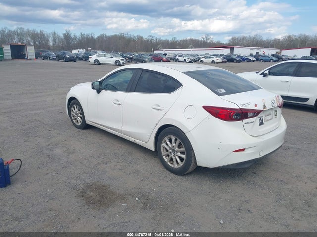 44767215 :رقم المزاد ، 3MZBM1U7XGM251753 vin ، 2016 Mazda Mazda3 I Sport مزاد بيع
