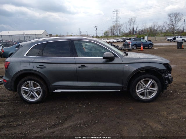 2024 Audi Q5 Premium Plus 55 Tfsi E S Line Quattro S Tronic მანქანა იყიდება აუქციონზე, vin: WA1E2AFY2R2023052, აუქციონის ნომერი: 44767218