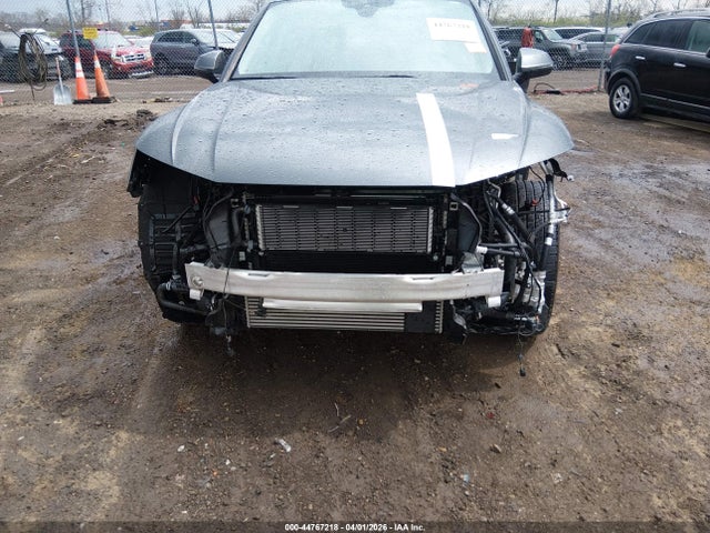 2024 Audi Q5 Premium Plus 55 Tfsi E S Line Quattro S Tronic მანქანა იყიდება აუქციონზე, vin: WA1E2AFY2R2023052, აუქციონის ნომერი: 44767218