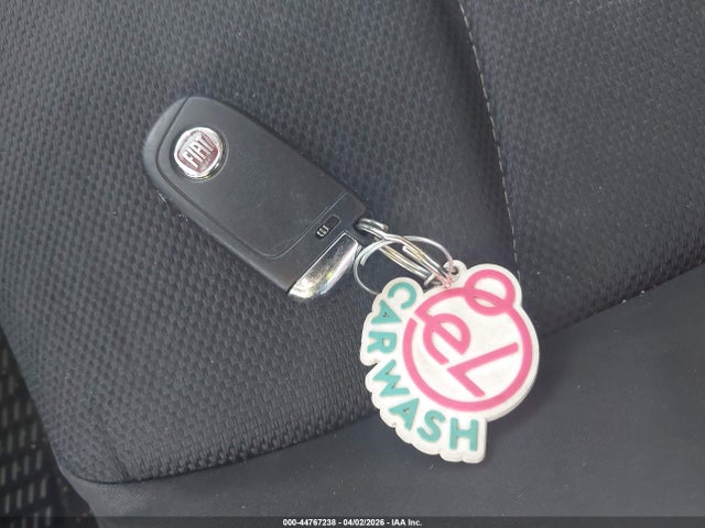 2016 FIAT 500X ZFBCFXBT1GP388033 Photo 10