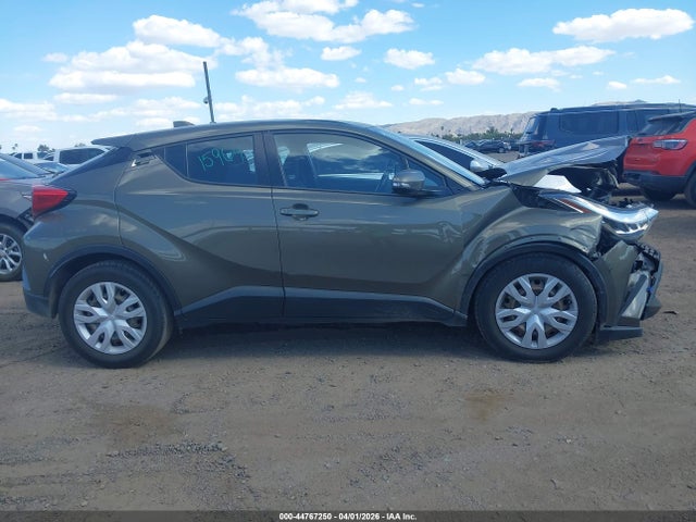 Toyota C-HR LE 2021 NMTKHMBX1MR136285 Image 13
