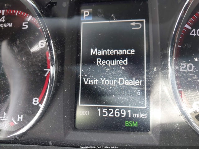 2T3NFREV1GW300584 Toyota RAV4 SE
