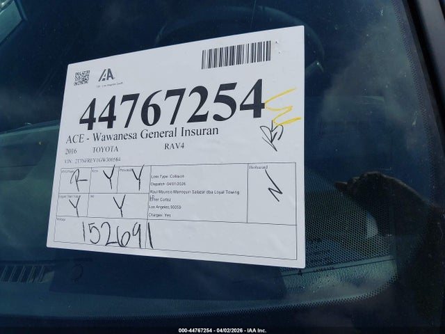 2T3NFREV1GW300584 Toyota RAV4 SE
