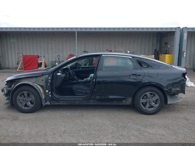 KIA K5 LX 2022 5XXG24J28NG129142 Image 15